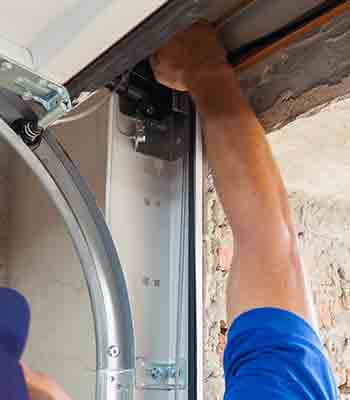 Garage Door Repair Smyrna